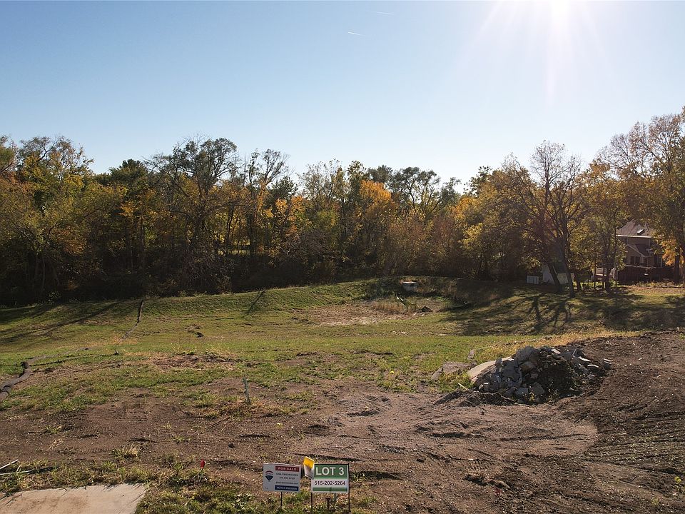 2nd image of 4500 90th St