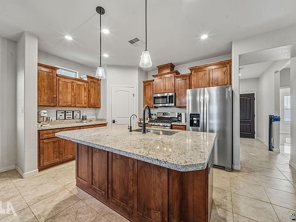4th image of 8342 E Paraiso Pkwy