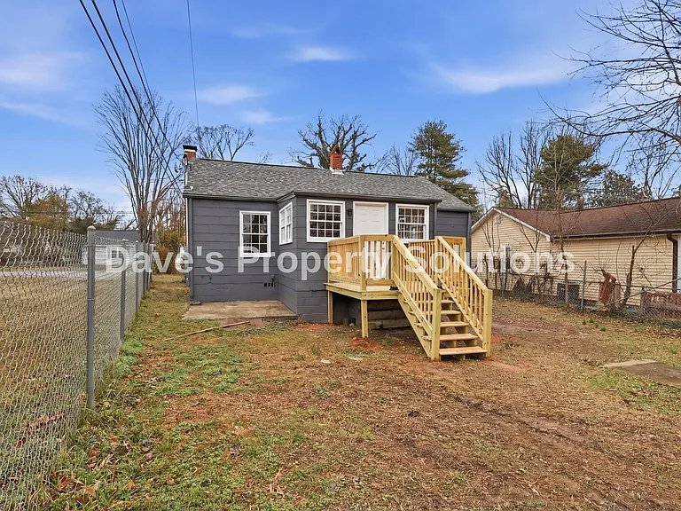 829 W Terrell St — Photo 24