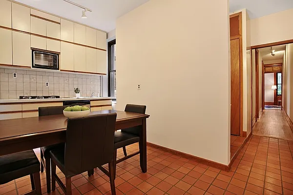 Sold by Corcoran | media 21