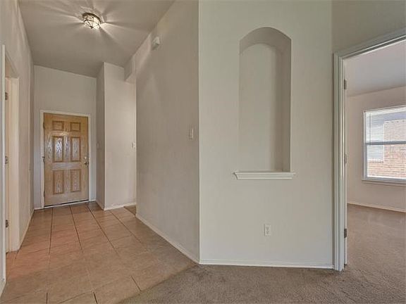 3rd image of 1125 Alexandria Way