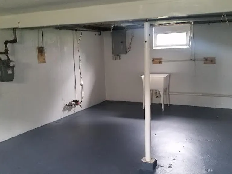 833 Lawrence Ave — Photo 2