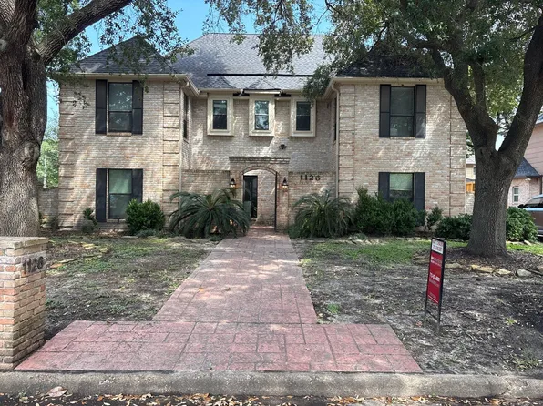 1126 Crossroads Dr, Houston, TX 77079