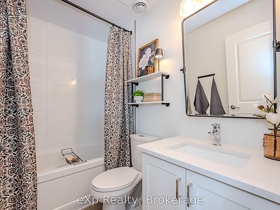5th image of 824 Woolwich St #66