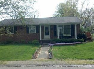 242 School St, Bremen, OH