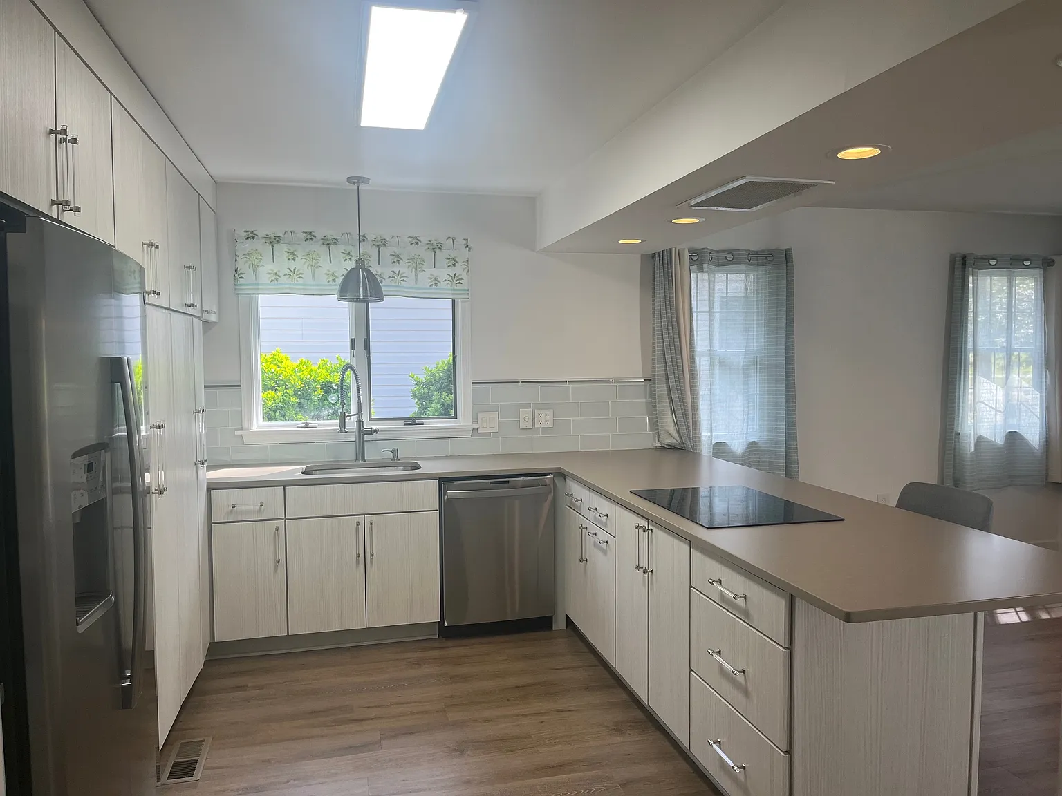 17 Sundial Cir — Photo 3