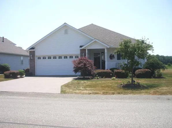 3738 Harbor Ridge Trl, Erie, PA 16510