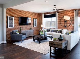 10013B American Pharoah Ln, Laurel, MD 20723