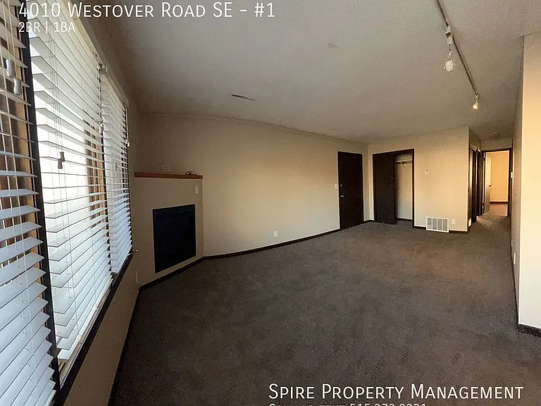 4010 Westover Rd SE #1 — Photo 2