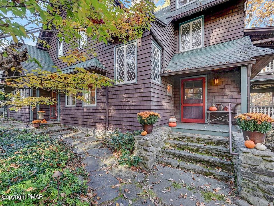 208 Summit Dr, Buck Hill Falls, PA 18323 Zillow