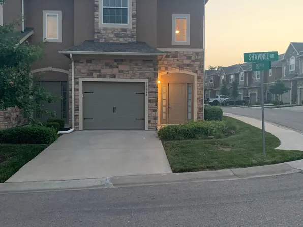 15864 Shawnee Dr, Overland Park, KS 66223
