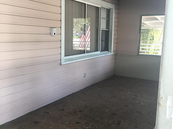 2nd image of 727 White St