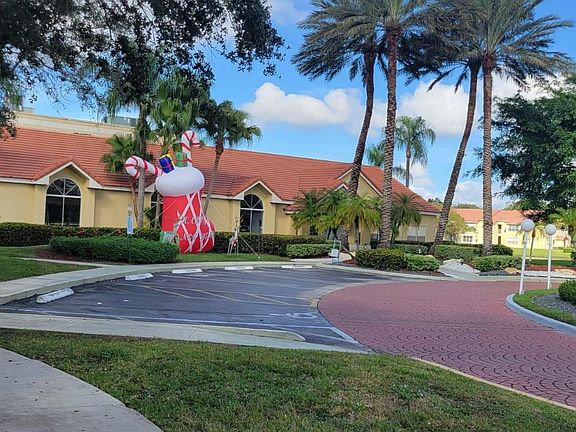 2nd image of 663 Vista Isles Dr APT 1725