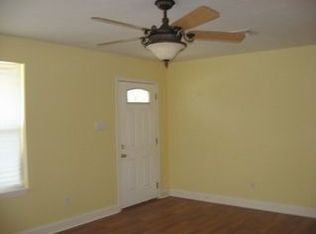 2812 Chalona Dr, Chalmette, LA 70043