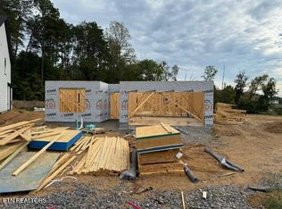 1915 Melton Meadows Dr, Maryville, TN 37803