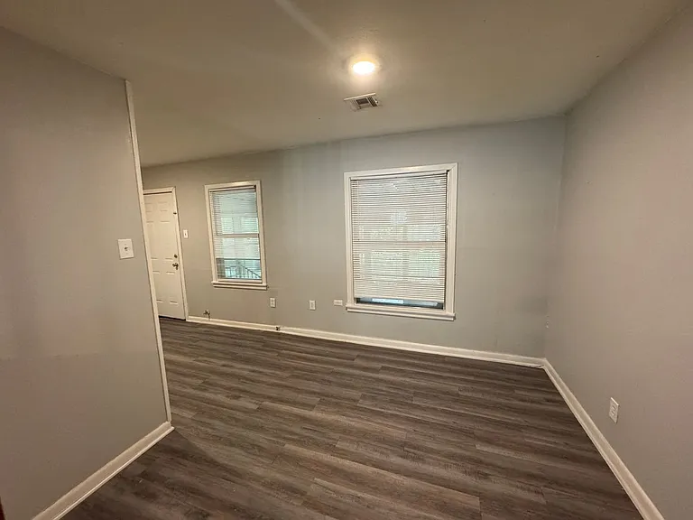 3416 Wood Ave — Photo 6