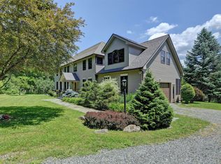 3 Bishop Est, Lenox, MA 01240