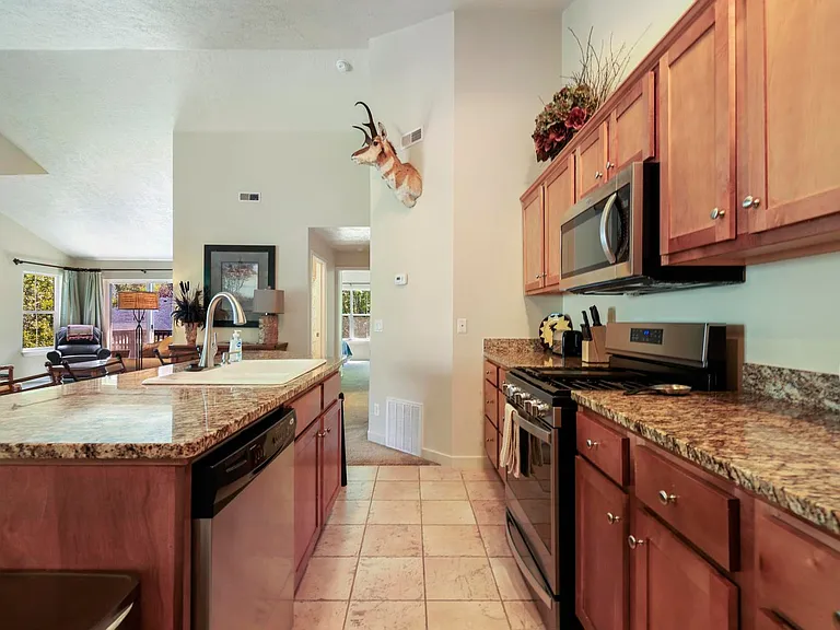 1930 Copper Ranch Ln #C — Photo 20