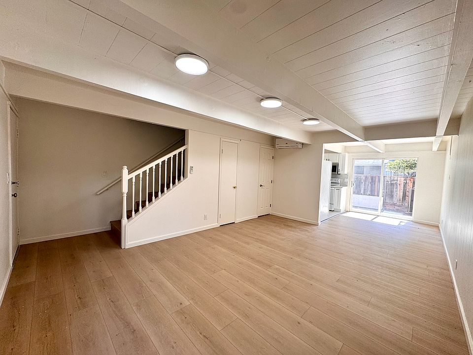 1st image of 1151 Carlsbad Dr Unit 2