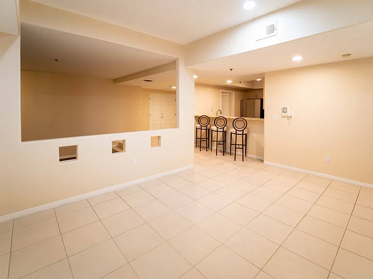 12011 Goshen Ave #202 — Photo 14