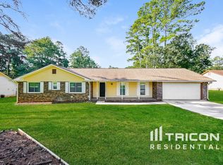 166 Hill Ln, Ellenwood, GA 30294