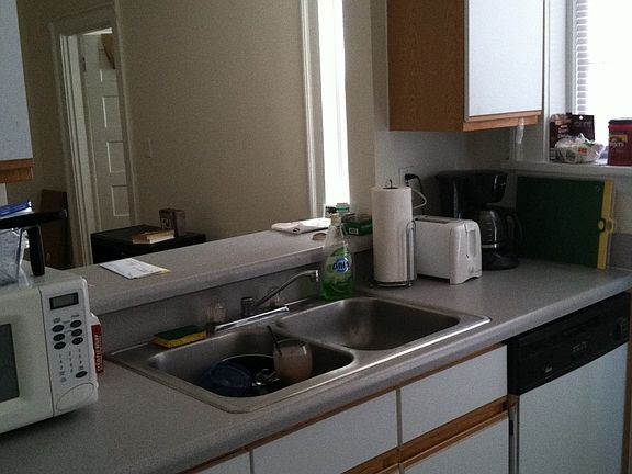 5th image of 401 N Boulevard APT 14