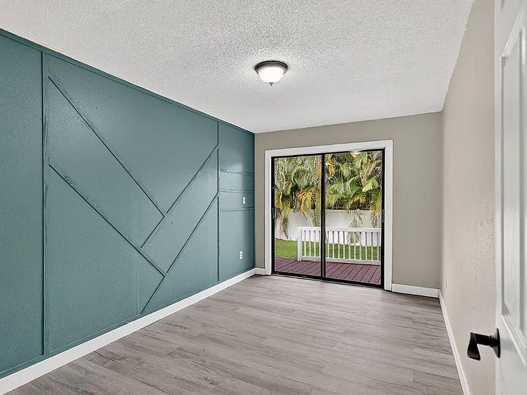 6220 W Thorpe St — Photo 17