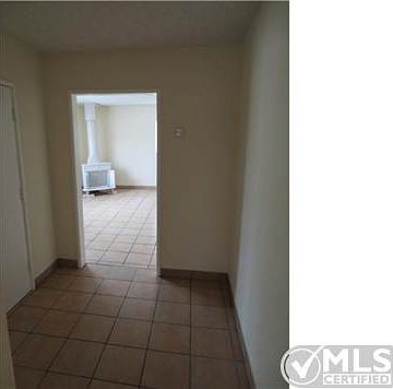 4th image of 2327 Van Ness Ave