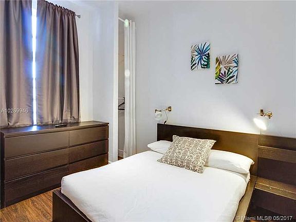5th image of 750 Collins Ave APT 207