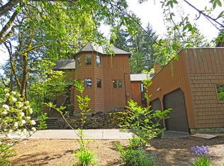 3092 Hendricks Hill Dr, Eugene, OR 97403