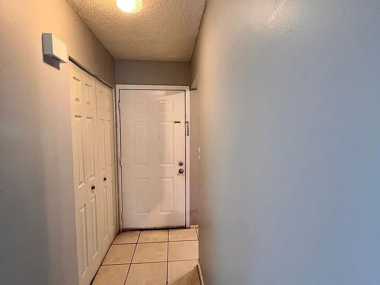 2190 Knox McRae Dr #D — Photo 5