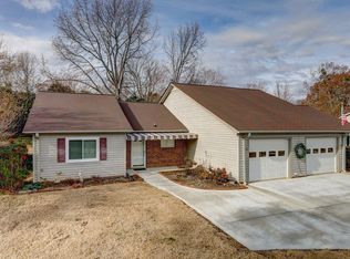 116 N Woodgreen Way, Greenville, SC 29615