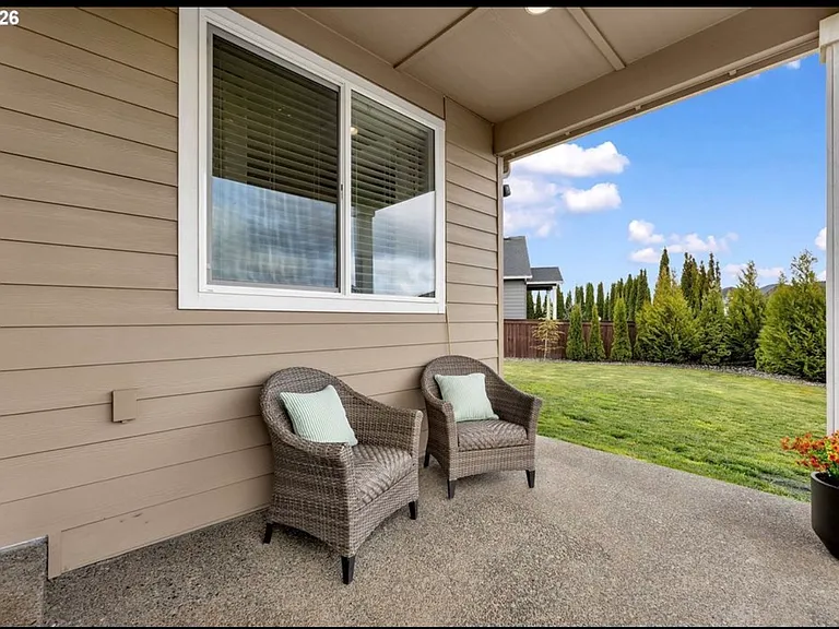 1601 S 46th Pl — Photo 13