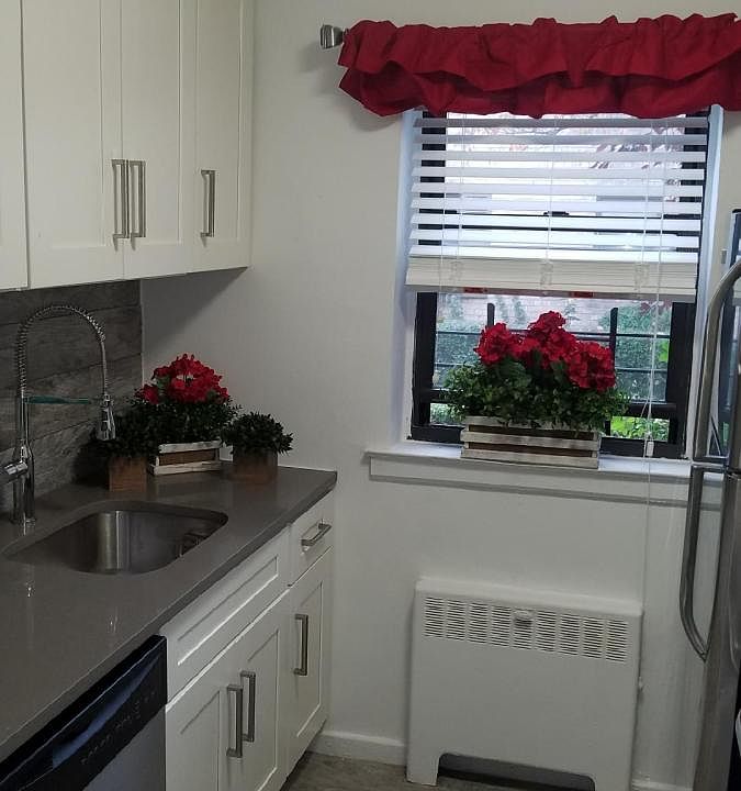 Kitchen Left Side