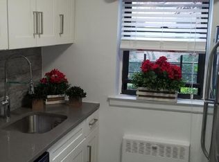 15024 22nd Ave, Flushing, NY 11357