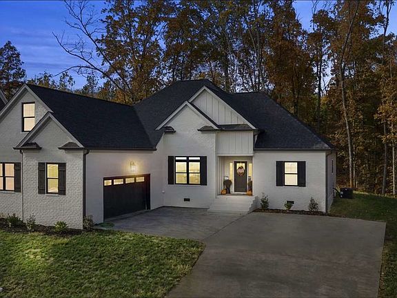 3rd image of 1636 Weston Hills Dr NW