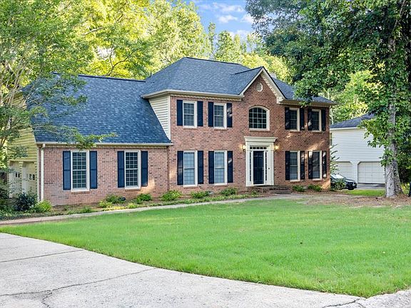 2nd image of 106 Hermitage Pl