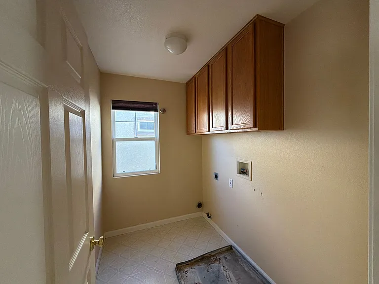 268 Woodfield Ln — Photo 14