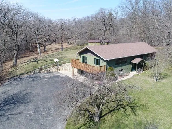 W9498 Highway 18, Cambridge, WI 53523