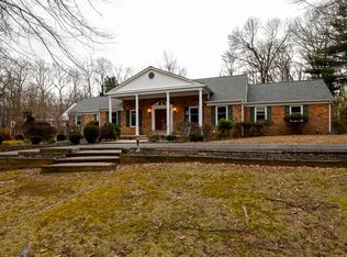7366 Clifton Rd, Clifton, VA 20124