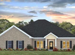 6620 Palm Pointe Dr, Ocean Springs, MS 39564