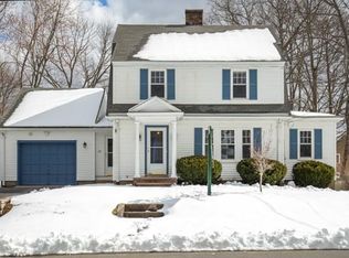 15 Belmont St, Reading, MA 01867
