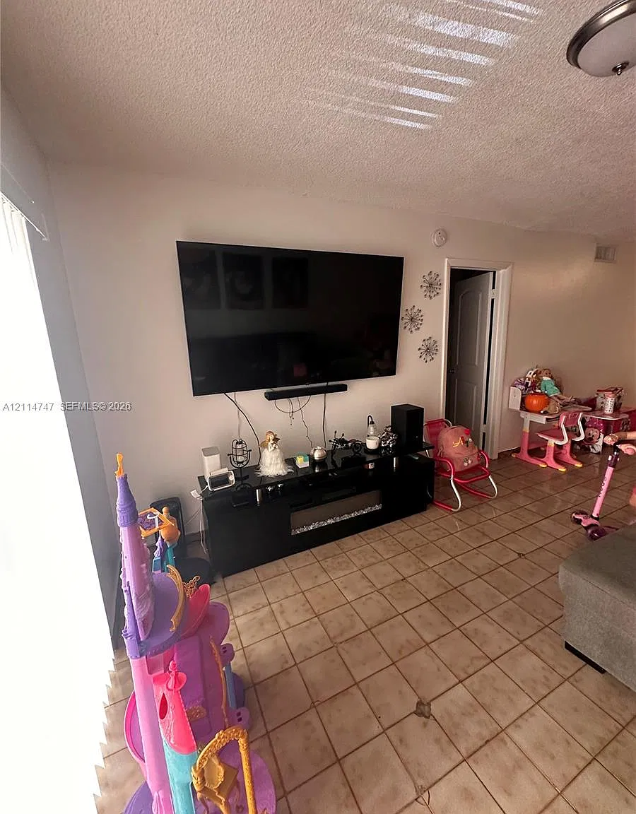 Okeechobee Condo — Photo 3