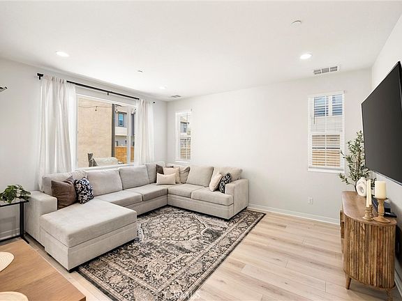 5th image of 16064 Jamie Ln Unit 7