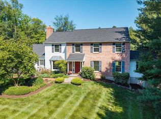 2 Montbard Dr, Chadds Ford, PA 19317