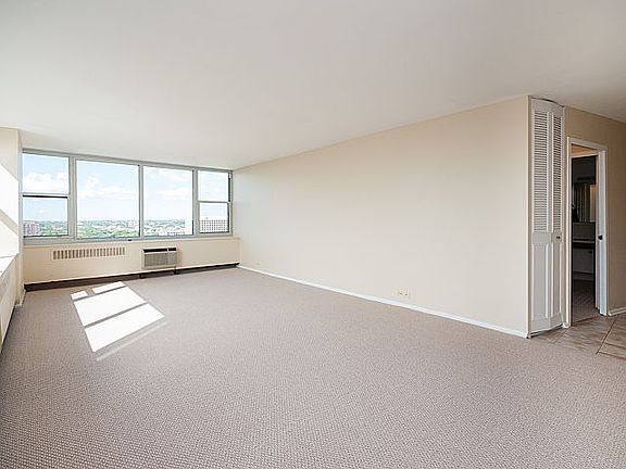 4th image of 4250 N Marine Dr APT 2116