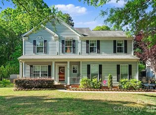 153 Castleton Dr, Mooresville, NC 28117