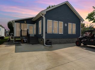 163 Cardinal Dr, New London, NC 28127