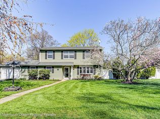 11 Nautilus Dr, Leonardo, NJ 07737
