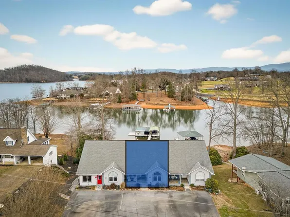 209B N Berrong St, Hiawassee, GA 30546